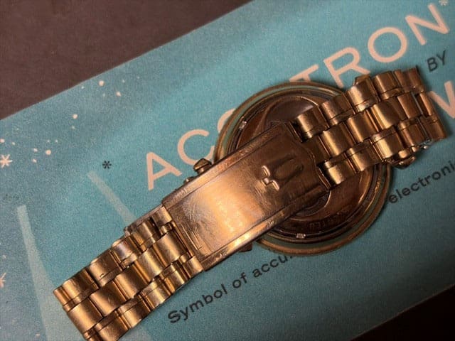Solid 14k Bezel Accutron Astronaut with Champion Bullet Braclet - Image 4